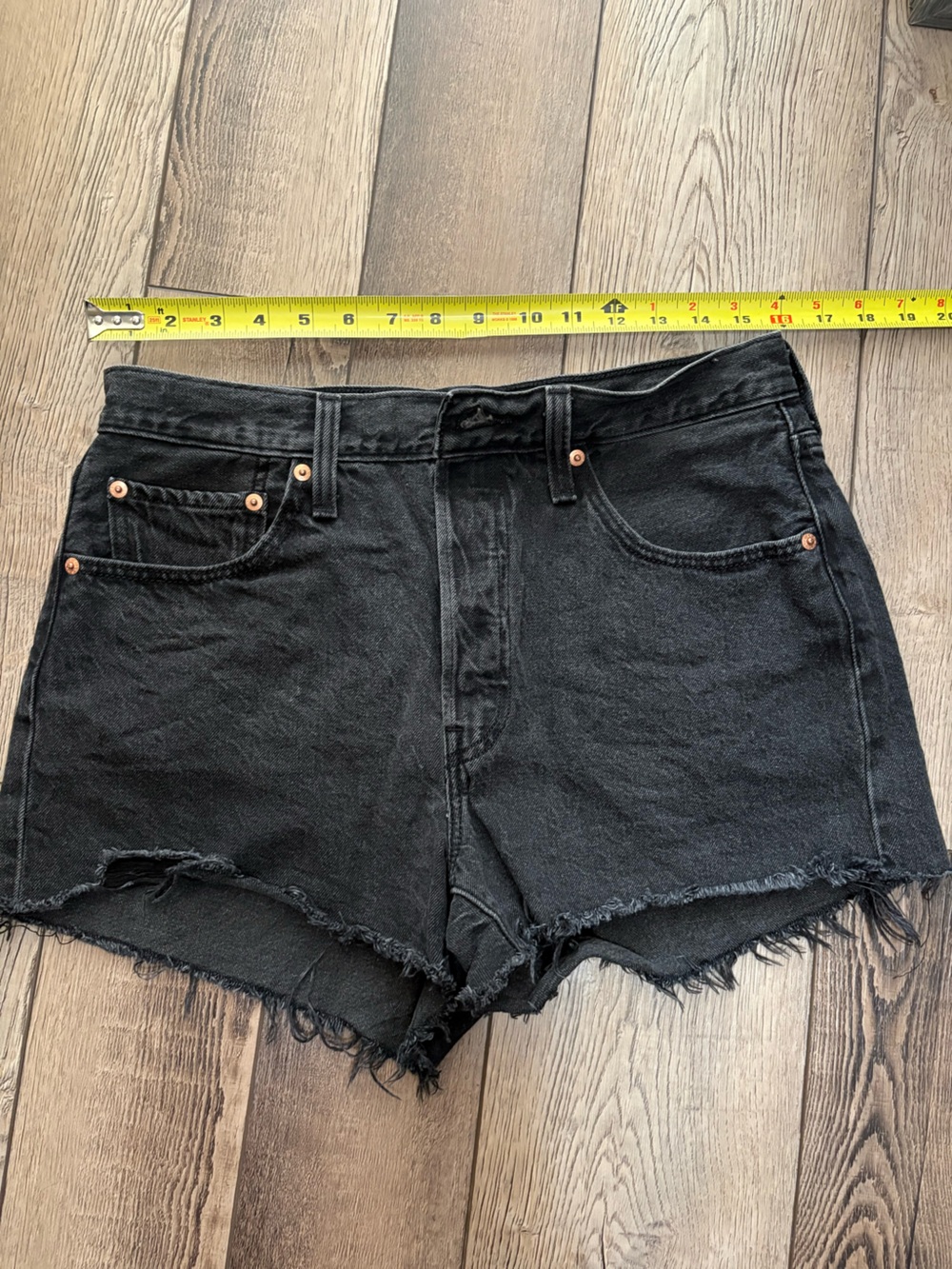 Levi’s 501 Original High Rise Cutoff Denim Shorts Black W30 Raw Hem